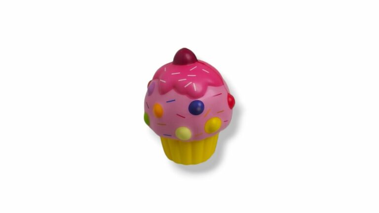 SQUISHY CUP CAKE