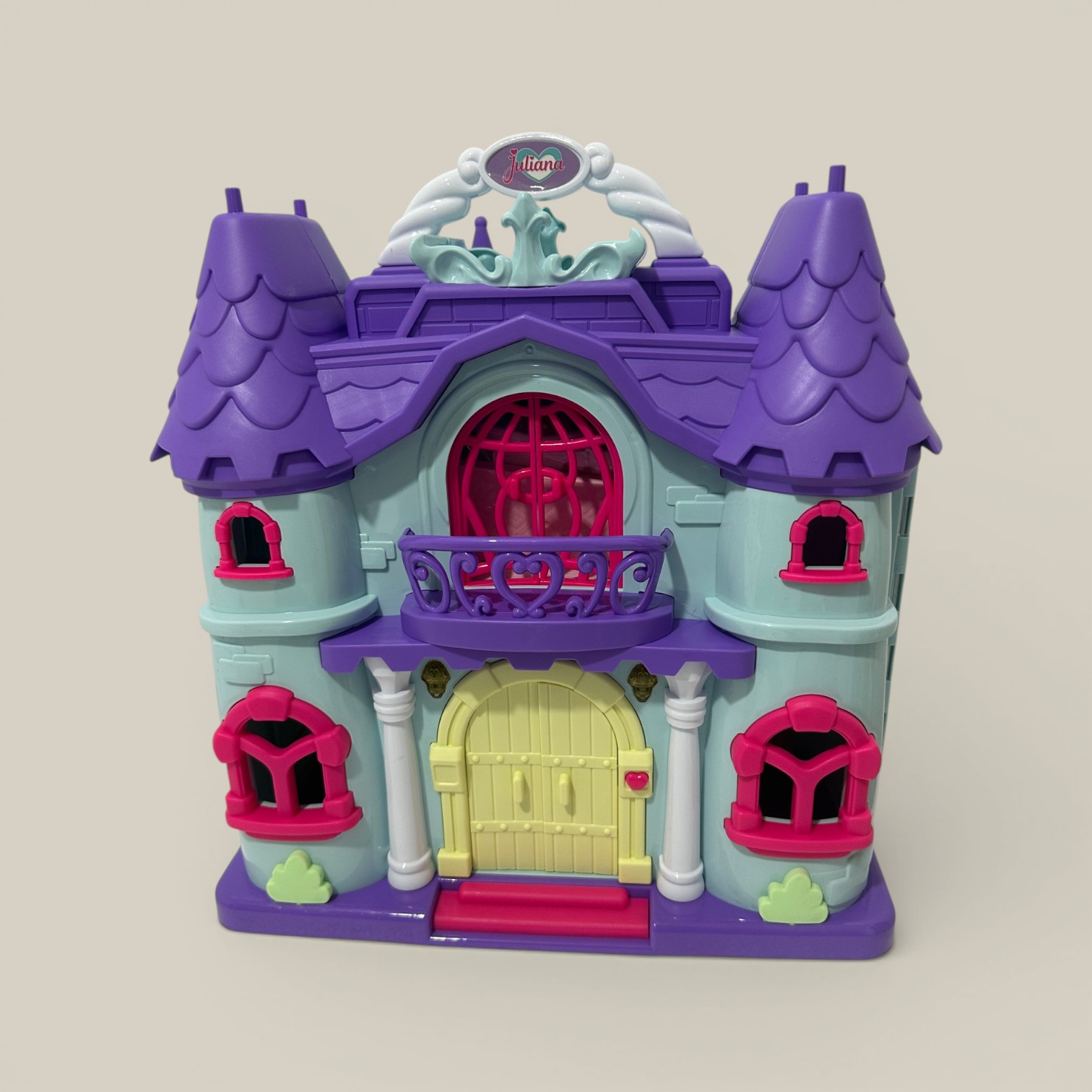 Juliana dream castle